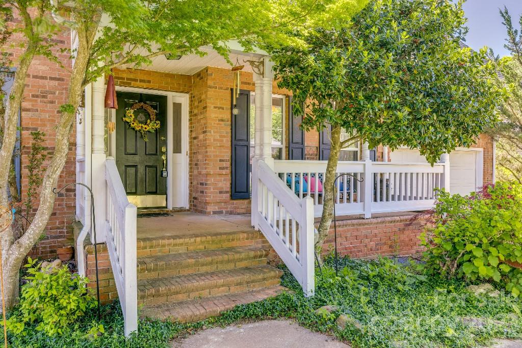 8022 Stevens Mill Road Matthews, NC 28104 - Photo 3 of 24 Gallery Image 3