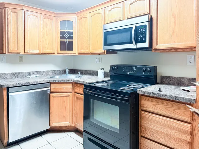 $850,000 | 2106 Camelot Road, Ann Arbor, MI 48104