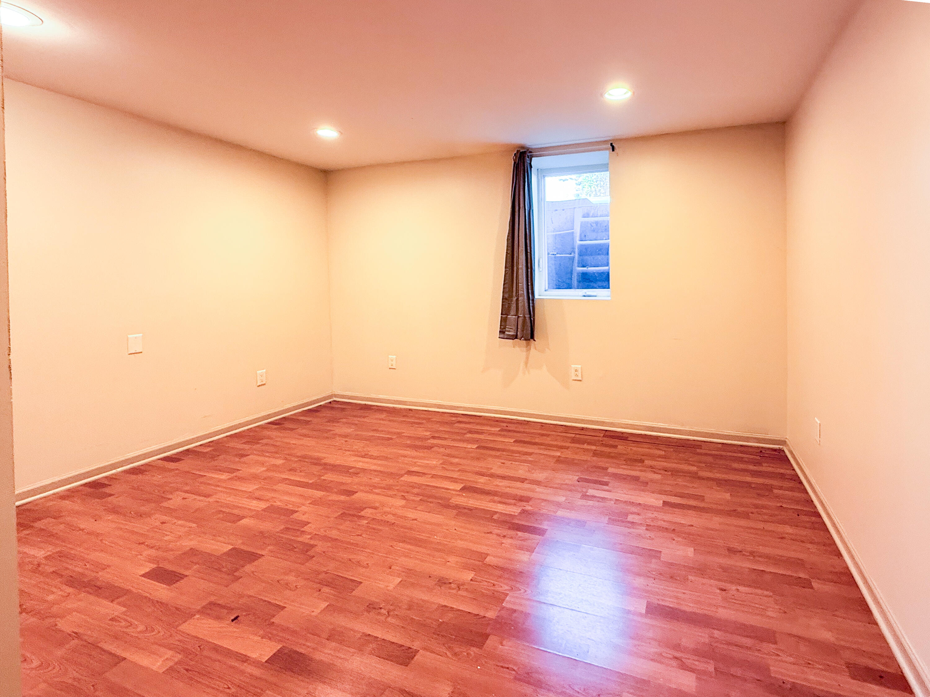 2106 Camelot Road Ann Arbor, MI 48104 - Photo 22 of 28 IMG_5318