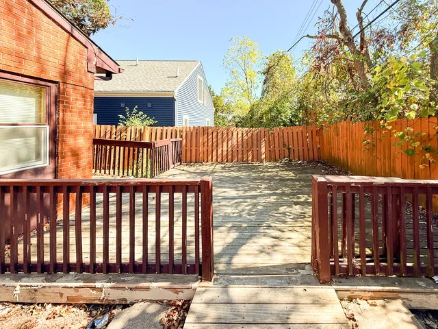 $850,000 | 2106 Camelot Road, Ann Arbor, MI 48104