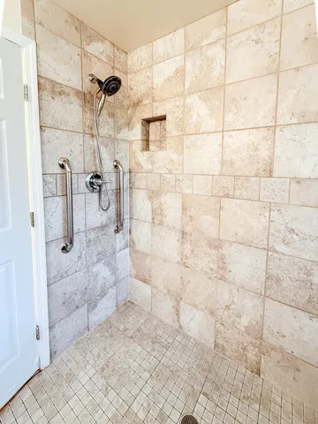 $850,000 | 2106 Camelot Road, Ann Arbor, MI 48104