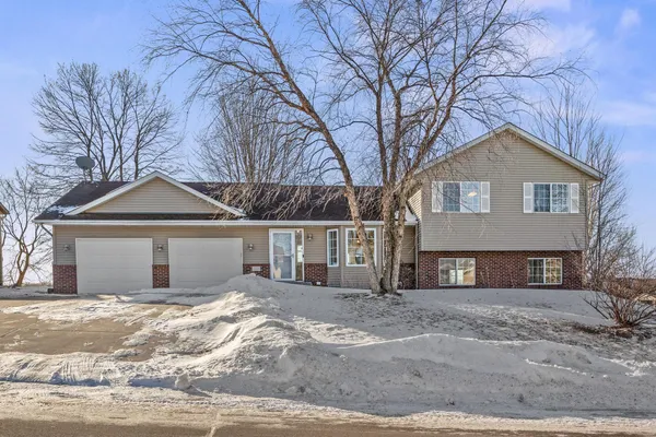 $410,000 | 521 Upland Road Northwest, St. Michael, MN 55376