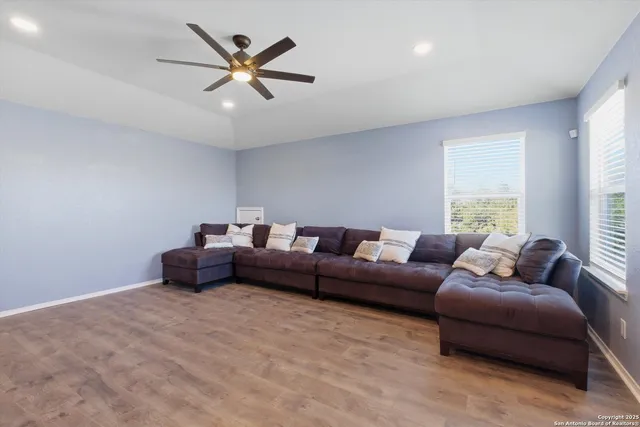 $2,575 | 29639 Winter Copper, Bulverde, TX 78163