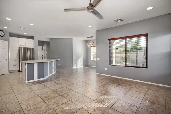 $2,695 | 16301 North 73rd Drive, Peoria, AZ 85382