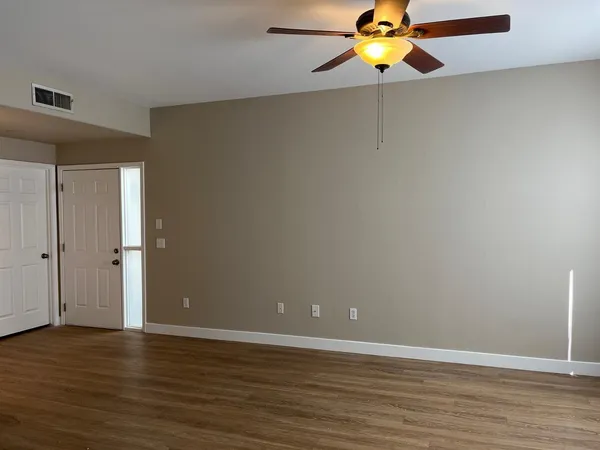 $2,695 | 16301 North 73rd Drive, Peoria, AZ 85382
