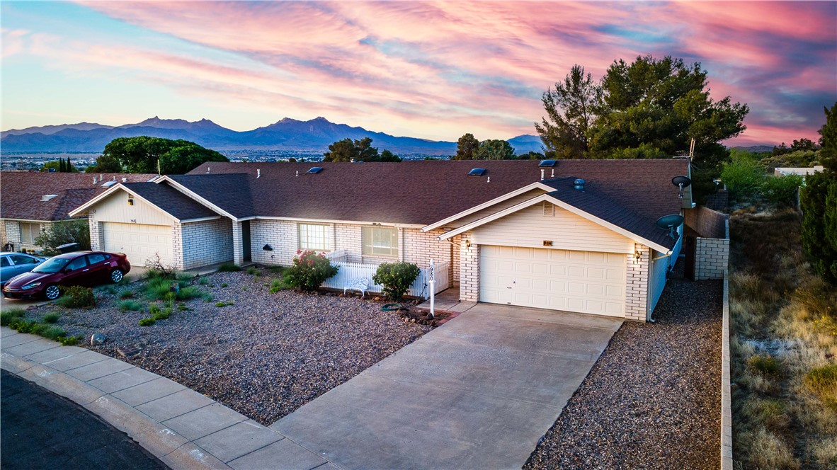 980 Canyon Hills Road Kingman, AZ 86409 - Photo 3 of 42 a view of house with yard and green space