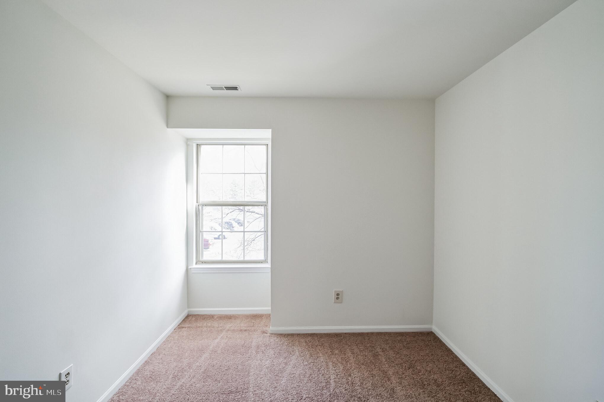 323 Tavistock Road Cherry Hill, NJ 08034 - Photo 11 of 15 Gallery Image 11