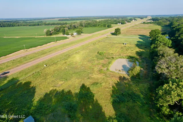 $465,000 | 197 Highway 8, Cleveland, MS 38732