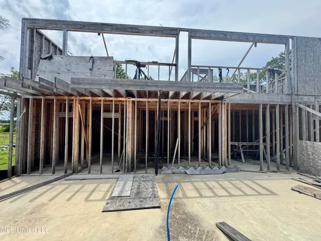 $465,000 | 197 Highway 8, Cleveland, MS 38732