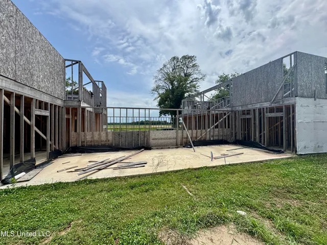 $465,000 | 197 Highway 8, Cleveland, MS 38732