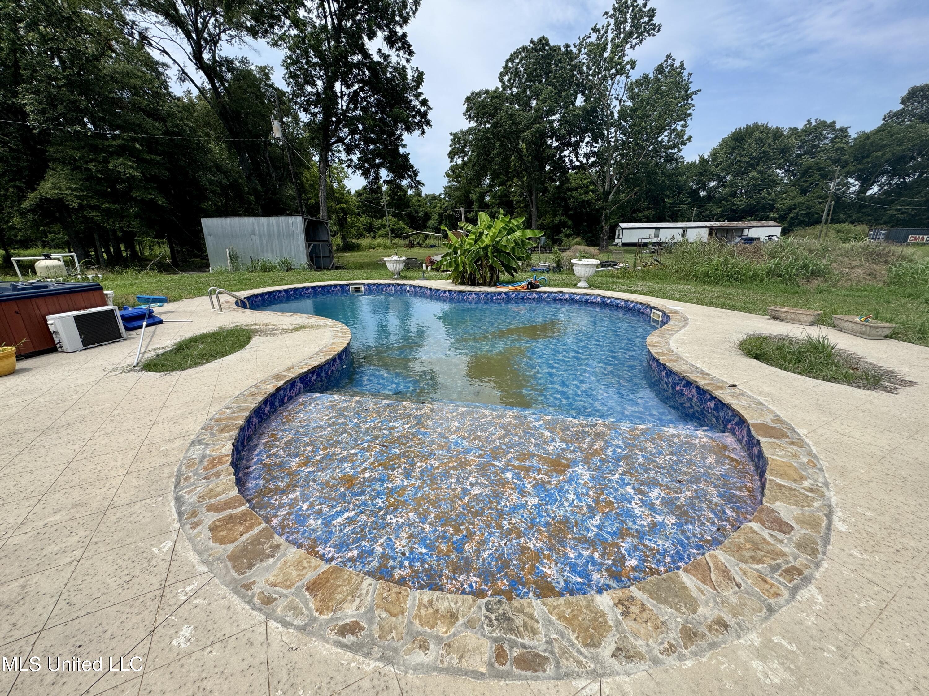 197 Highway 8 Cleveland, MS 38732 - Photo 36 of 41 IMG_3079