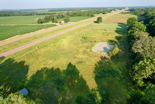 $465,000 | 197 Highway 8, Cleveland, MS 38732