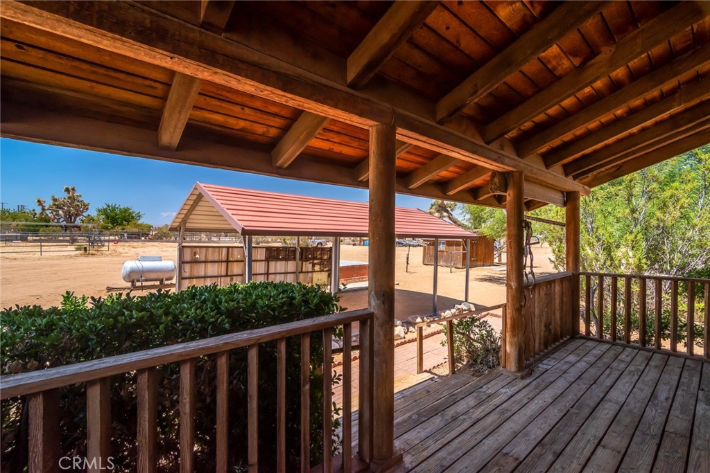 1676 Avalon Avenue Yucca Valley, CA 92284 - Photo 23 of 53