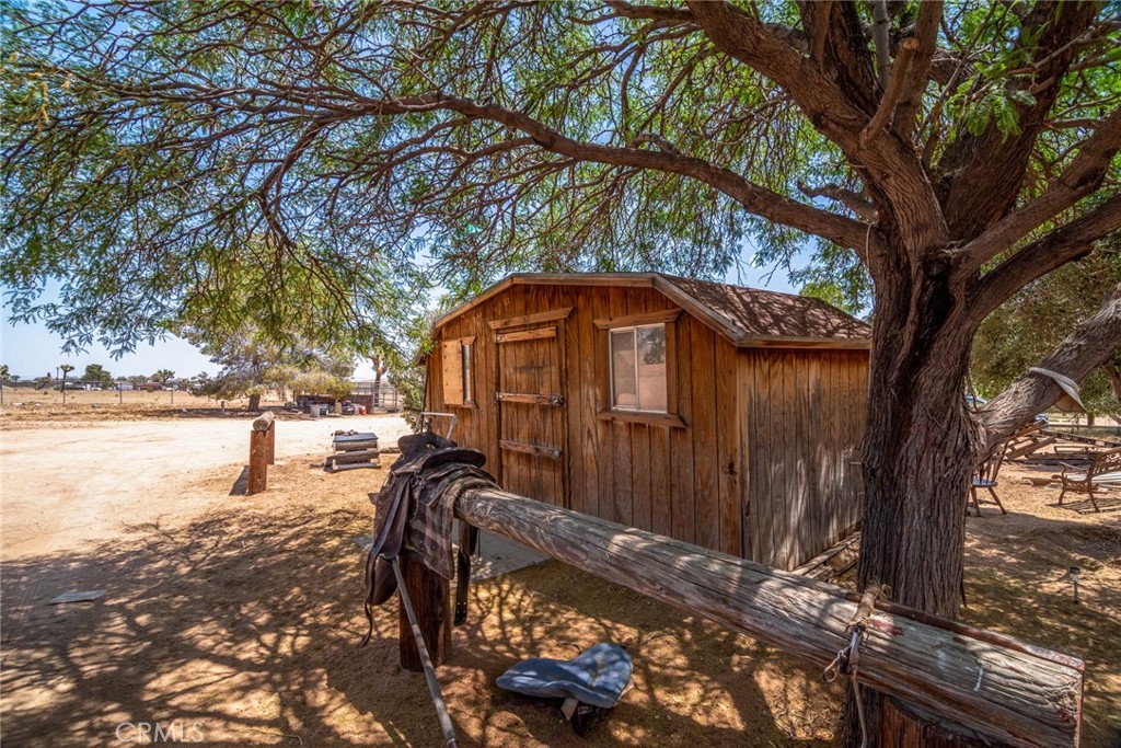 1676 Avalon Avenue Yucca Valley, CA 92284 - Photo 28 of 53
