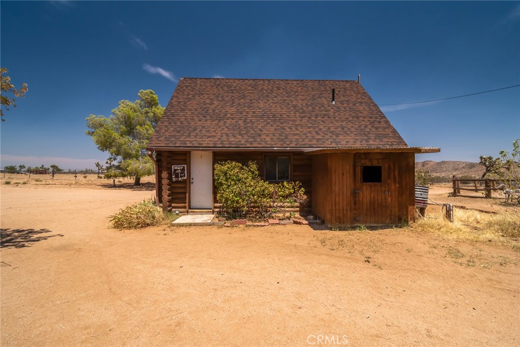 1676 Avalon Avenue Yucca Valley, CA 92284 - Photo 34 of 53