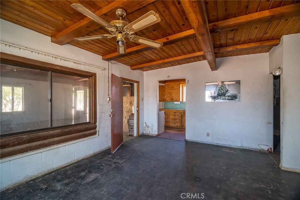 1676 Avalon Avenue Yucca Valley, CA 92284 - Photo 42 of 53