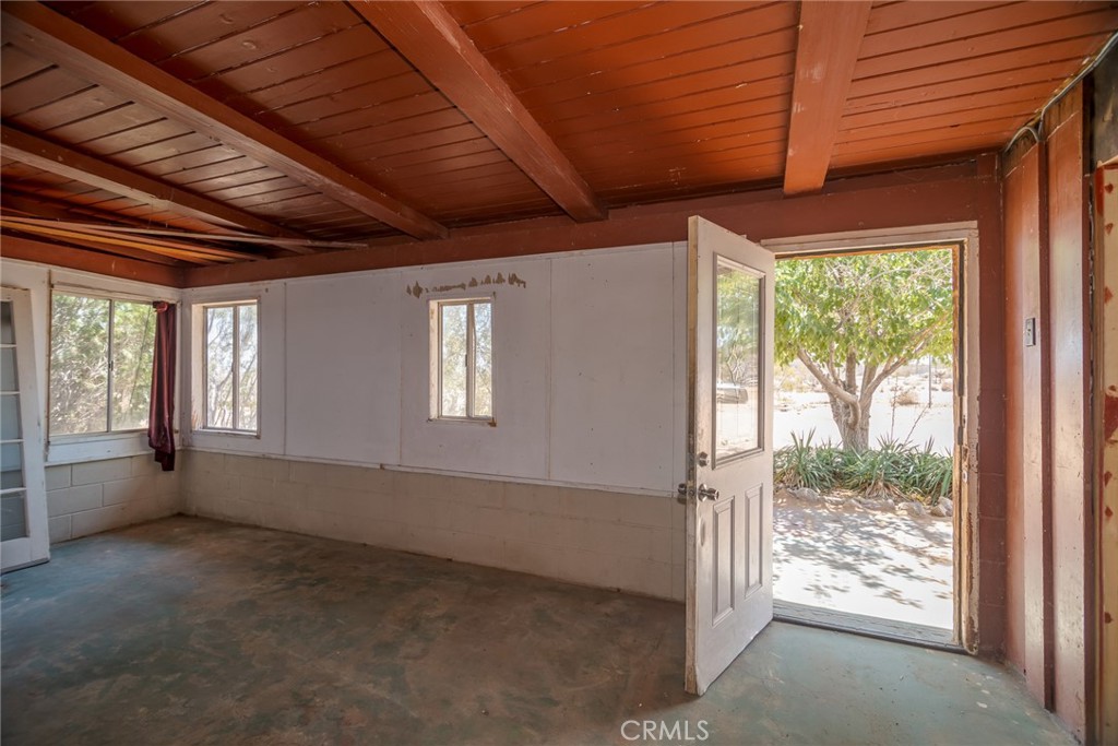 1676 Avalon Avenue Yucca Valley, CA 92284 - Photo 44 of 53