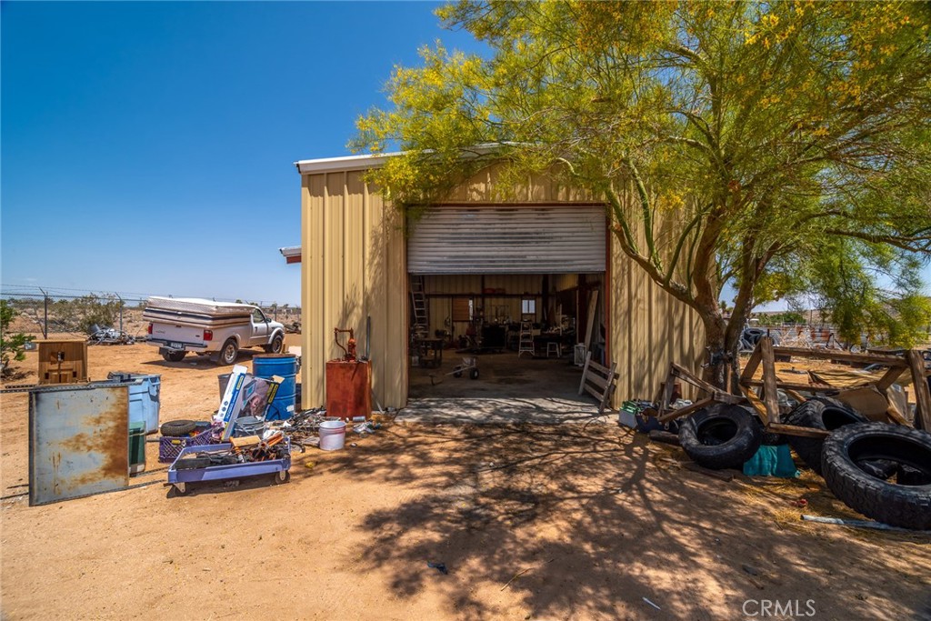 1676 Avalon Avenue Yucca Valley, CA 92284 - Photo 49 of 53