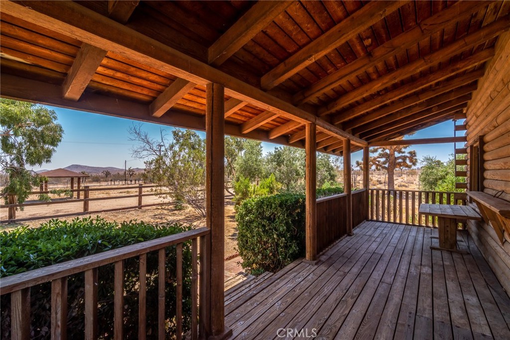 1676 Avalon Avenue Yucca Valley, CA 92284 - Photo 7 of 53