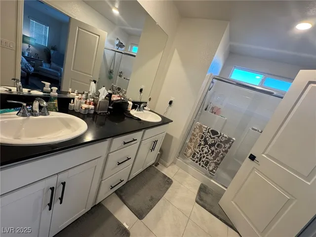 $2,550 | 3750 Battipaglia Avenue, Henderson, NV 89044