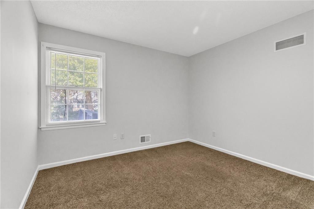 902 Southeast 5th Terrace Lee's Summit, MO 64063 - Photo 13 of 29