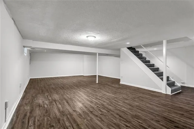 $285,000 | 902 Southeast 5th Terrace, Lee's Summit, MO 64063