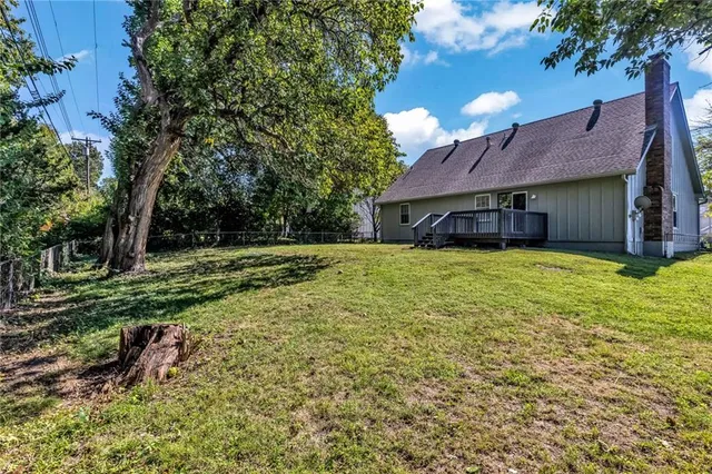 $285,000 | 902 Southeast 5th Terrace, Lee's Summit, MO 64063