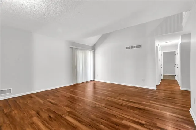 $285,000 | 902 Southeast 5th Terrace, Lee's Summit, MO 64063