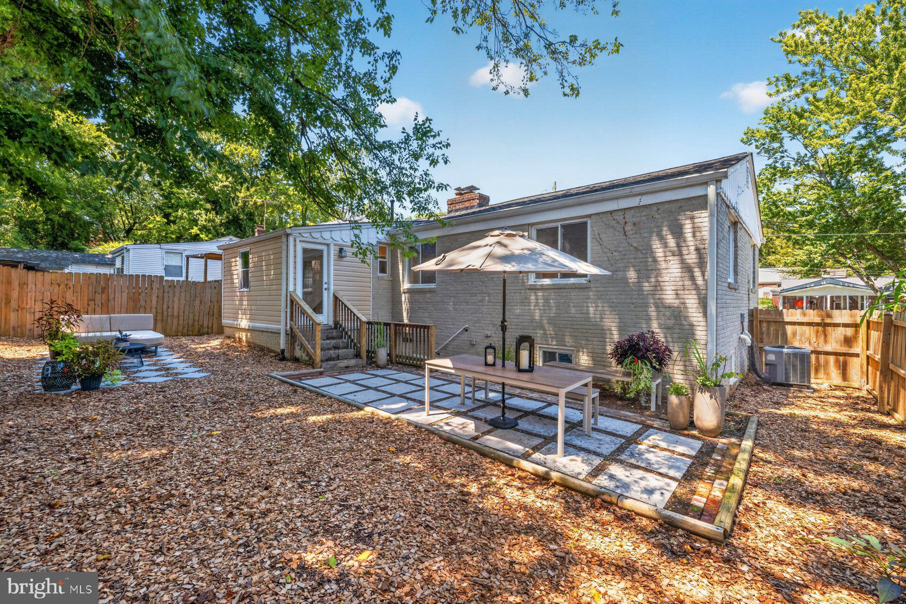 911 Newhall Street Silver Spring, MD 20901 - Photo 25 of 28 Rear year (reverse view)