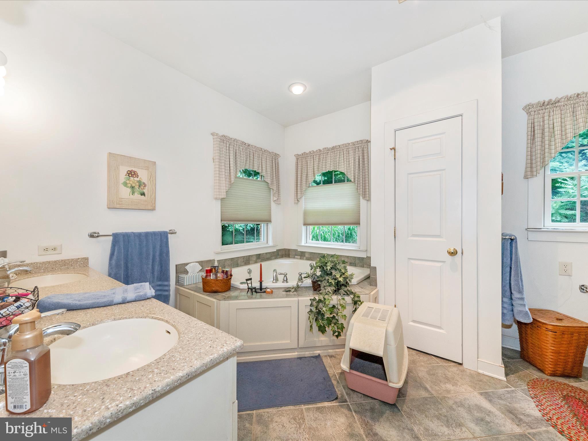 13013 Draper Road Clear Spring, MD 21722 - Photo 25 of 53 a living room with furniture and a window