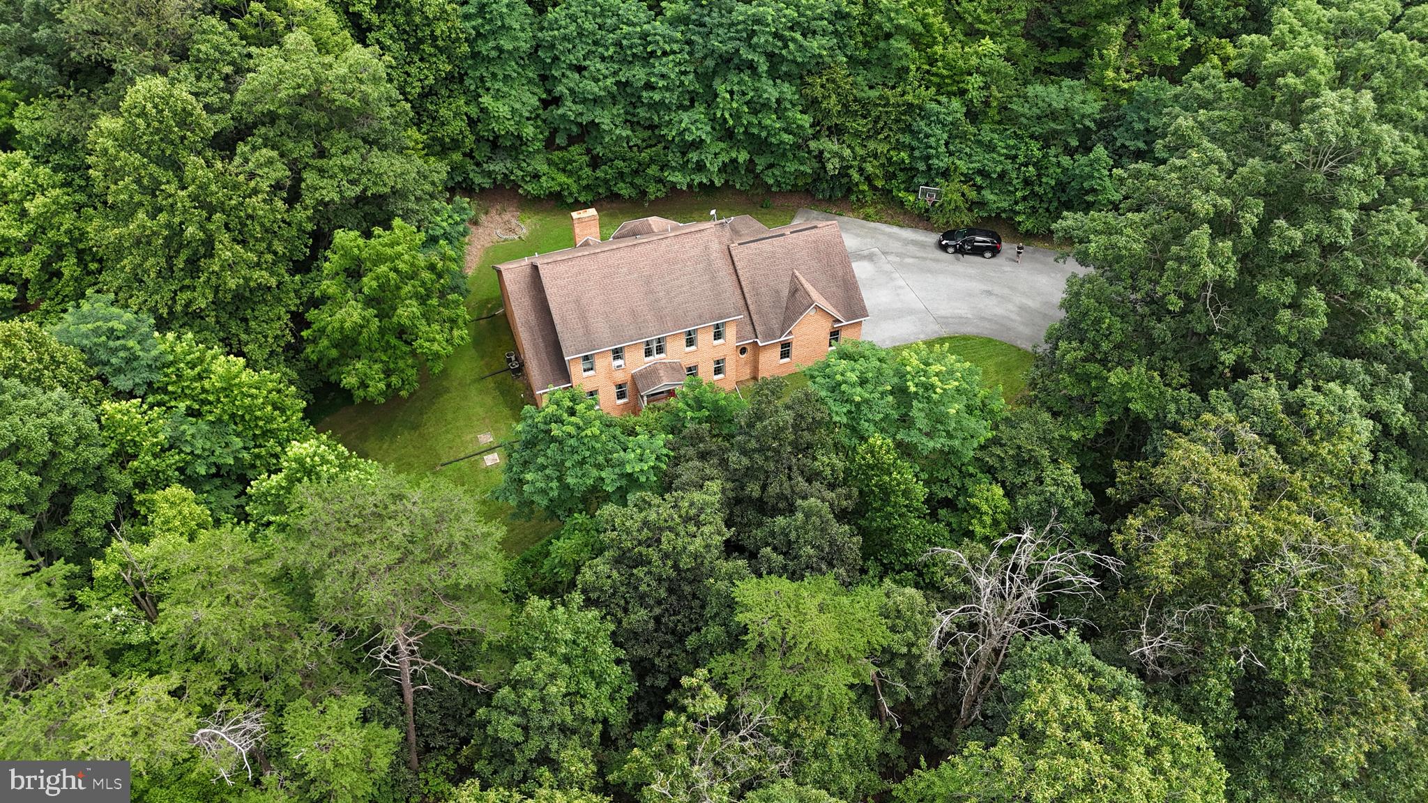 13013 Draper Road Clear Spring, MD 21722 - Photo 51 of 53 a view of a fence in a garden