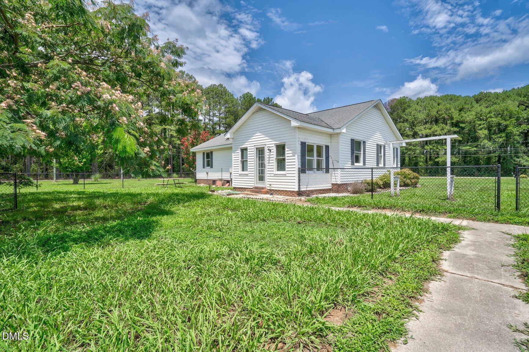 5502 Central Road Wilson, NC 27893 - Photo 29 of 32 030-5502CentralRoad-Wilson-NC-27893-SMAL