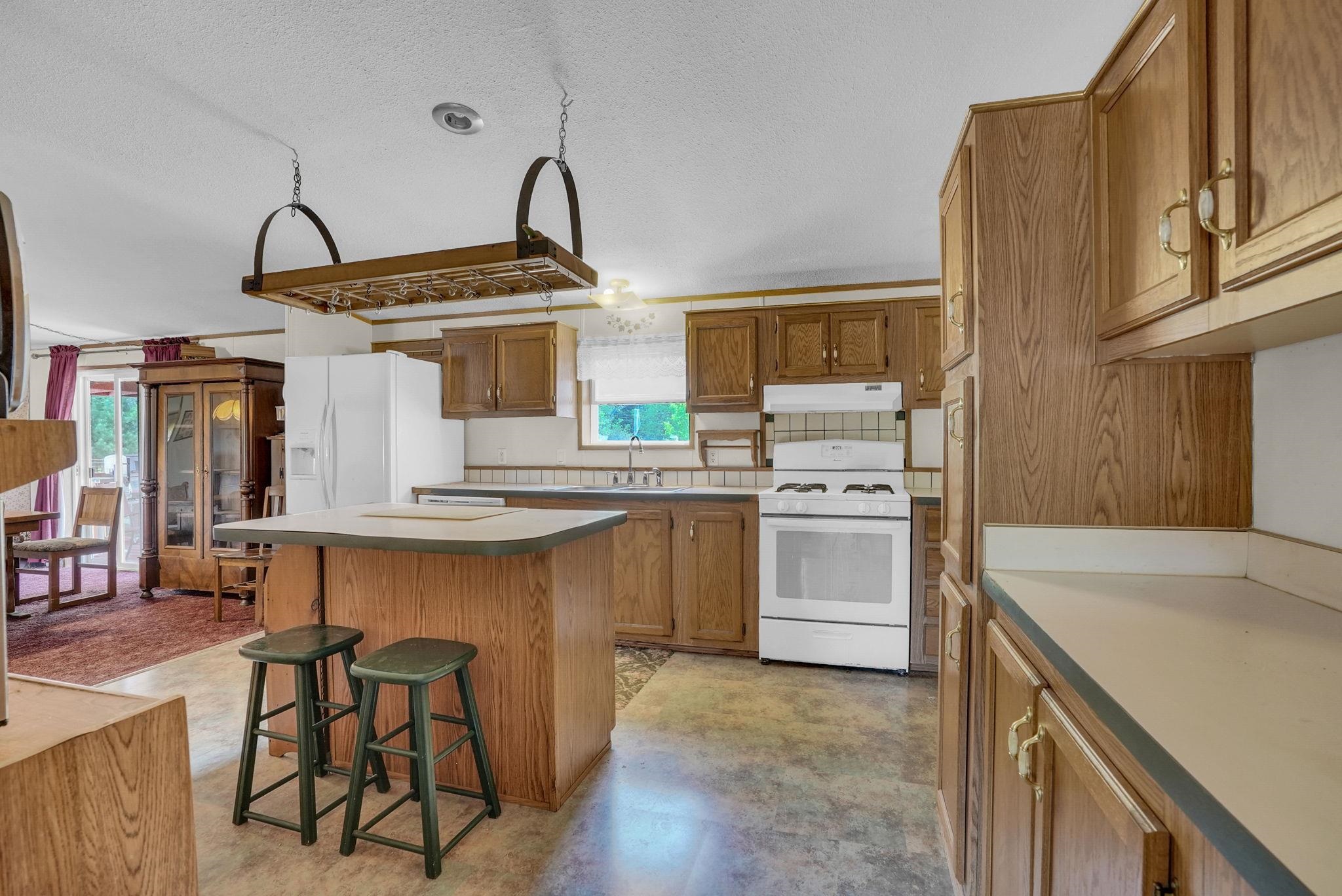 21513 23 Mile Road Tustin, MI 49688 - Photo 7 of 24 1945834-09b9a7e4-8c9f-4717-a940-315c56d52101.JPG