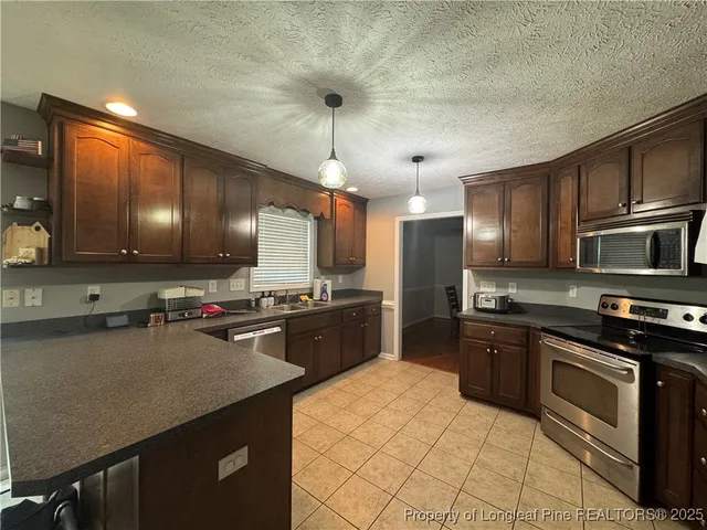 $425,000 | 912 Lewis Street, Raeford, NC 28376