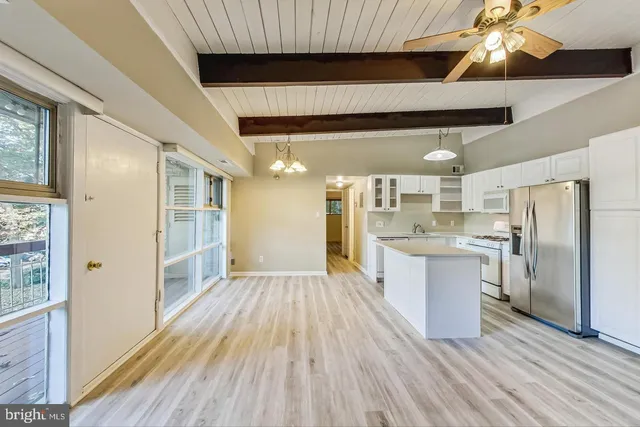 $1,900 | 4341 Americana Drive, Unit 4341G, Annandale, VA 22003