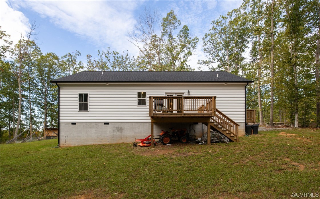 922 Kennon Road Mineral, VA 23117 - Photo 31 of 36 a view of a back yard of the house