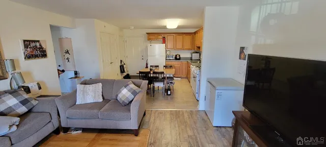 $2,300 | 103 Liddle Avenue, Edison, NJ 08837