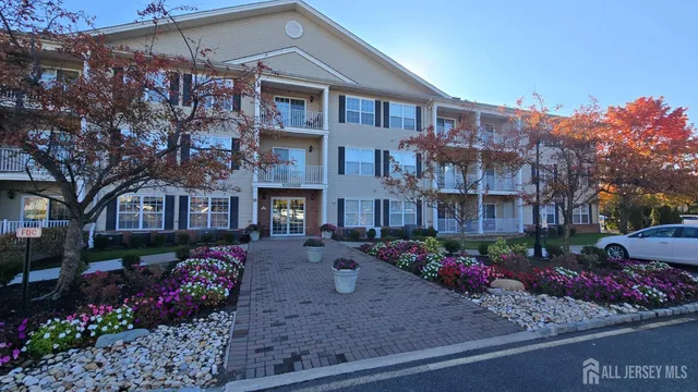 $2,300 | 103 Liddle Avenue, Edison, NJ 08837