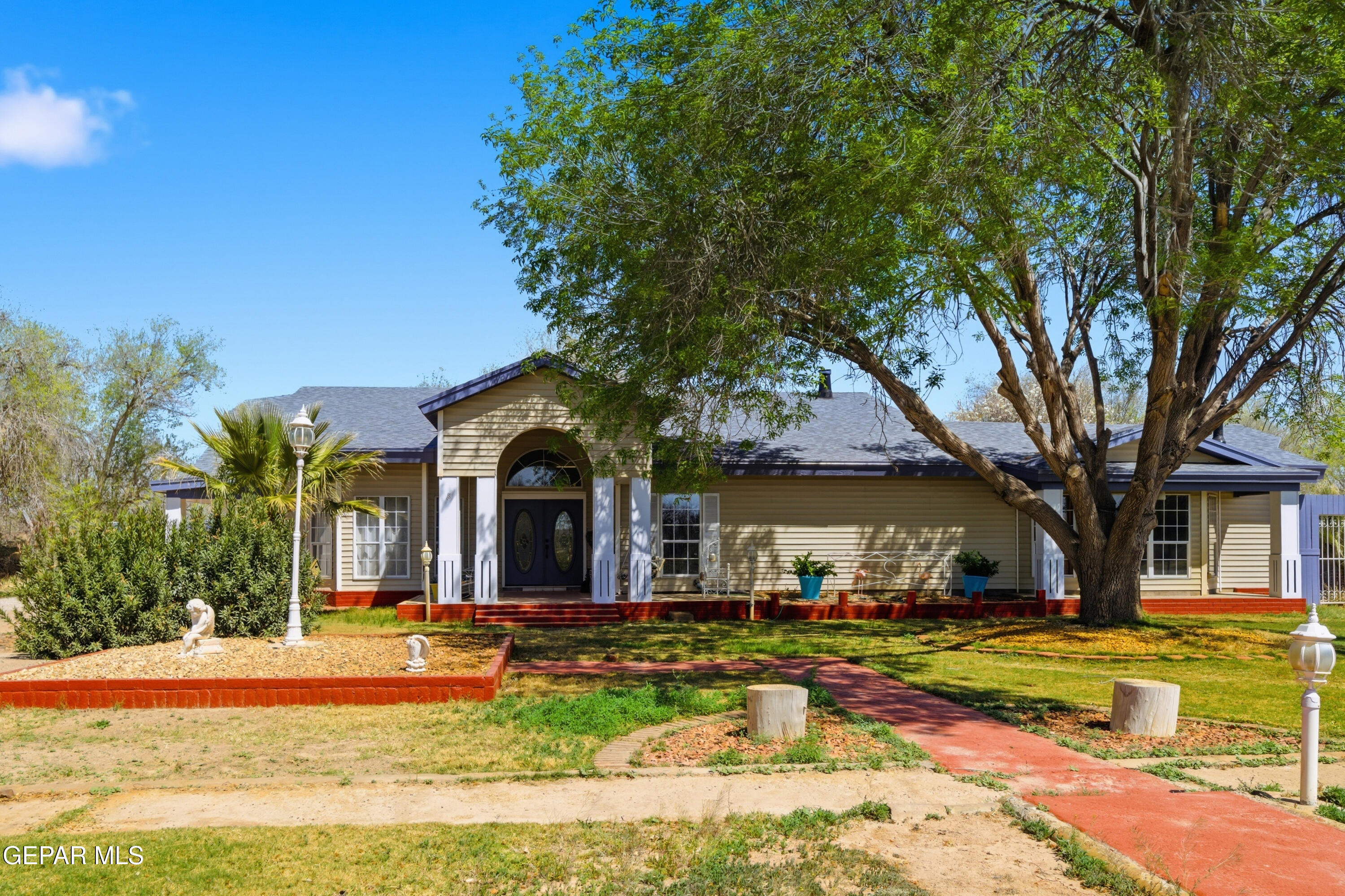 14500_NorthLoop_3000sqft_79836