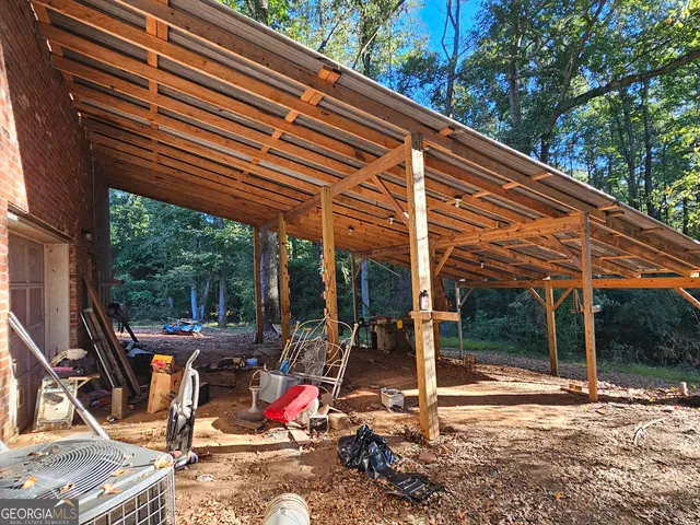 a view of a trees in a yard