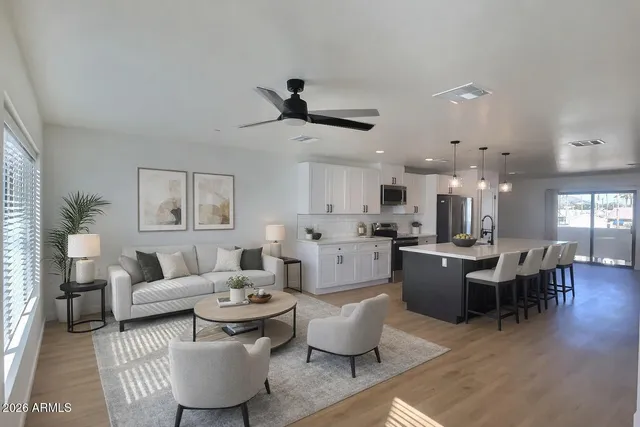 $2,550 | 2502 East Paradise Lane, Unit 3, Phoenix, AZ 85032