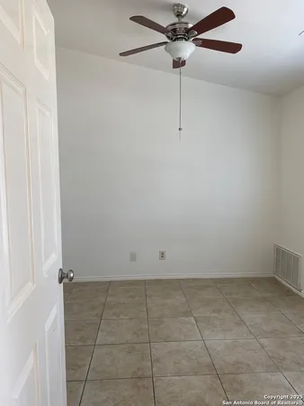 $890 | 11610 Vance Jackson, Unit 980, San Antonio, TX 78230