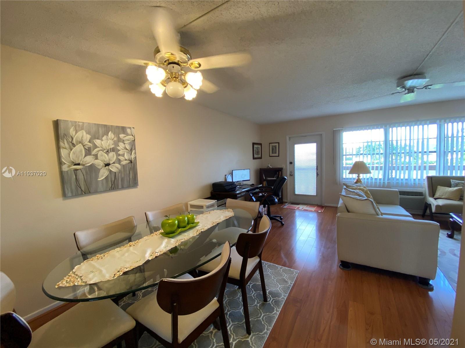 527 Mansfield M, Unit 527 Boca Raton, FL 33434 - Photo 3 of 34