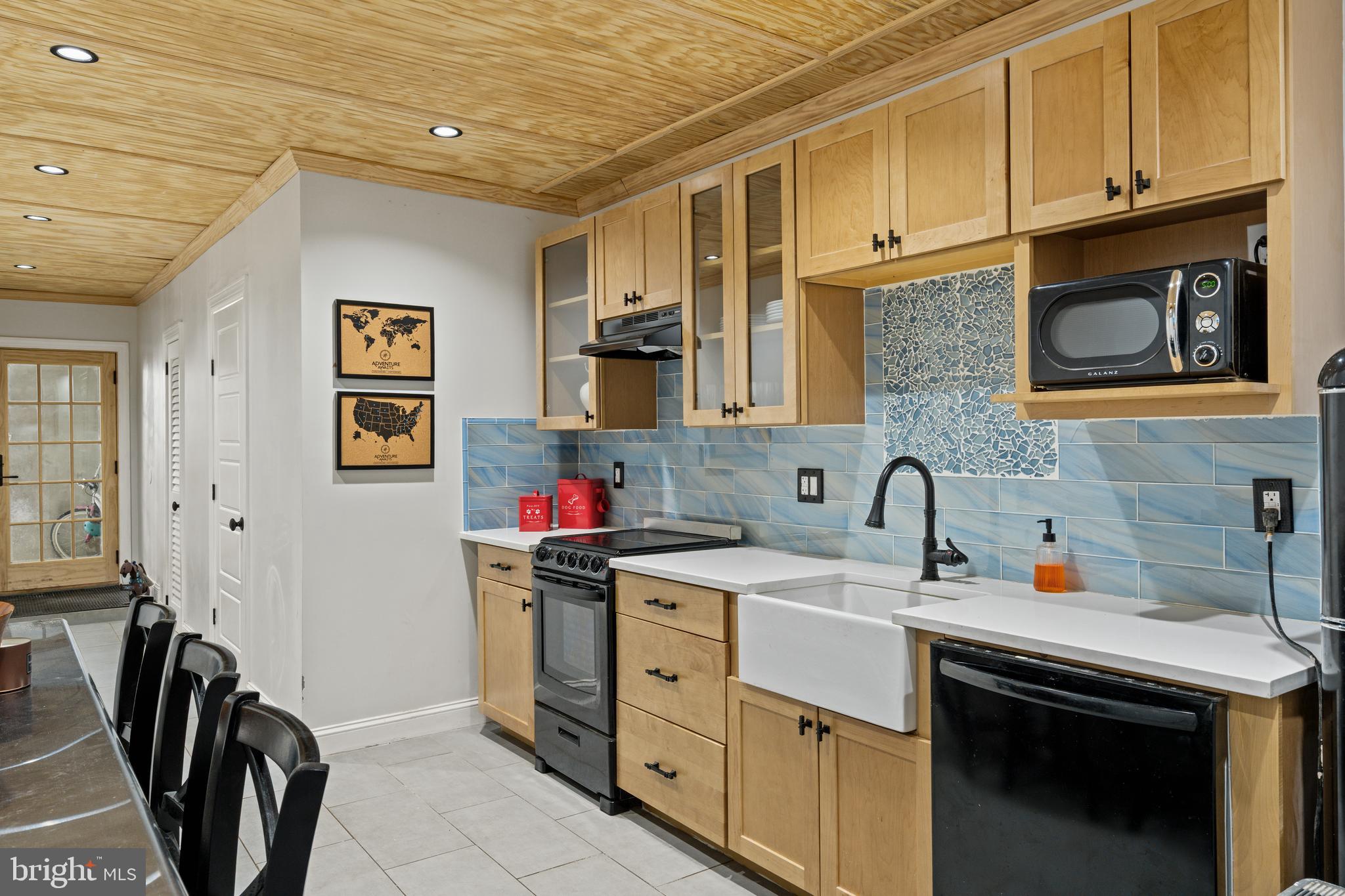 2226 Locust Street Philadelphia, PA 19103 - Photo 15 of 20