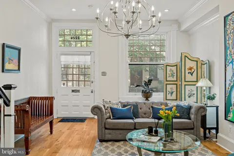 $1,950,000 | 2226 Locust Street, Philadelphia, PA 19103