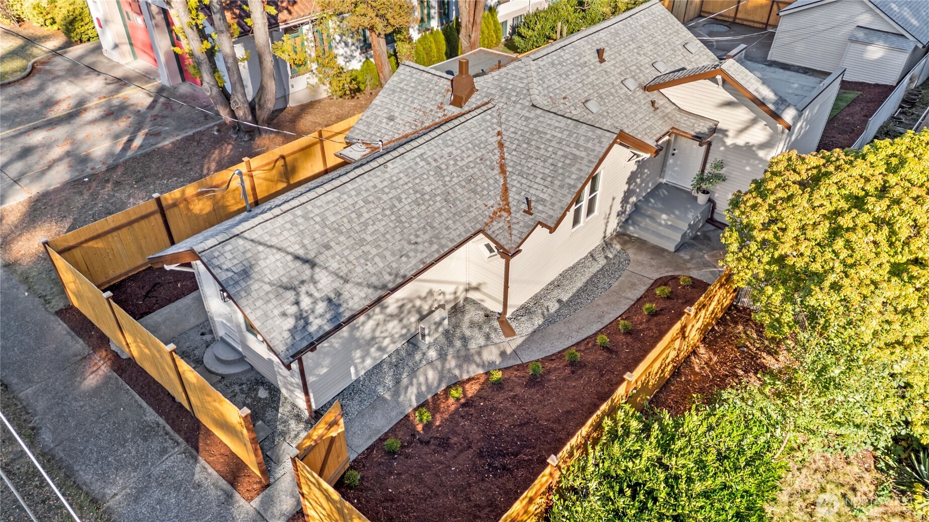 7310 35th Avenue Southwest Seattle, WA 98126 - Photo 3 of 39 a view of buildings
