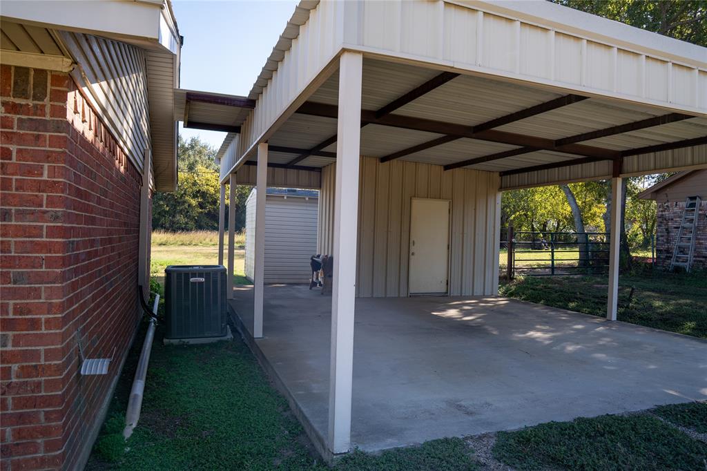156 Wayman Drive Whitney, TX 76692 - Photo 6 of 20 a view of a porch