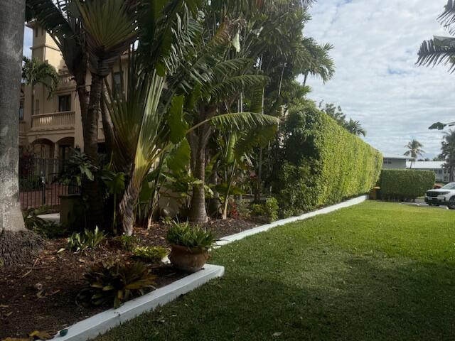 5520 North Ocean Boulevard, Unit 111 Ocean Ridge, FL 33435 - Photo 42 of 53 between complexs