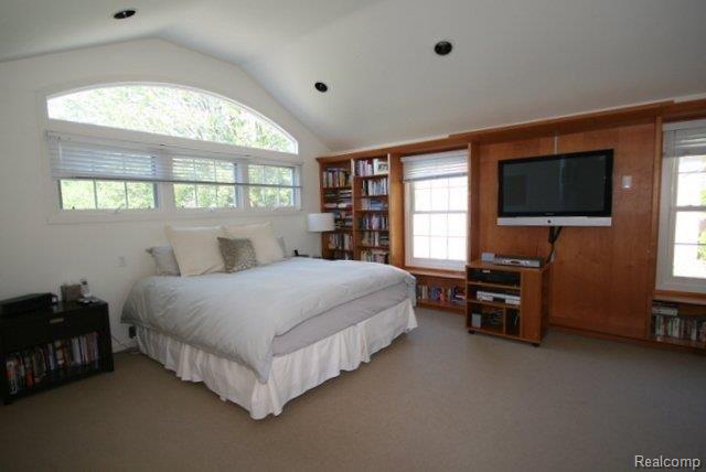 343 Glengarry Road Bloomfield Hills, MI 48301 - Photo 13 of 23 Master Bedroom