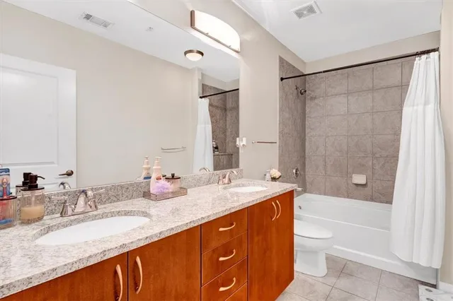 $2,800 | 400 West Peachtree Street Northwest, Unit 1211, Atlanta, GA 30308